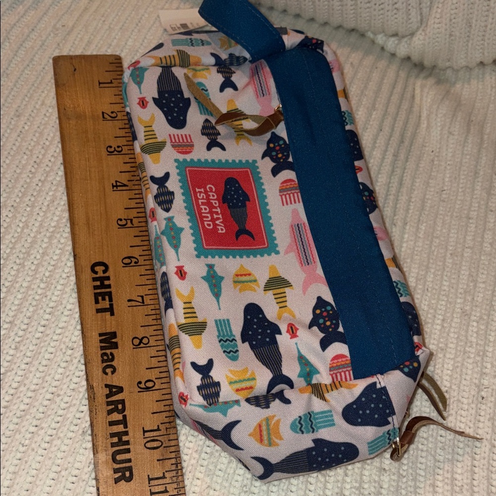 Captiva Island Fish Print Pouch - Picture 6 of 7